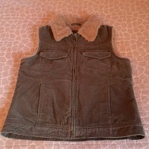 Women’s Cabela’s Vest